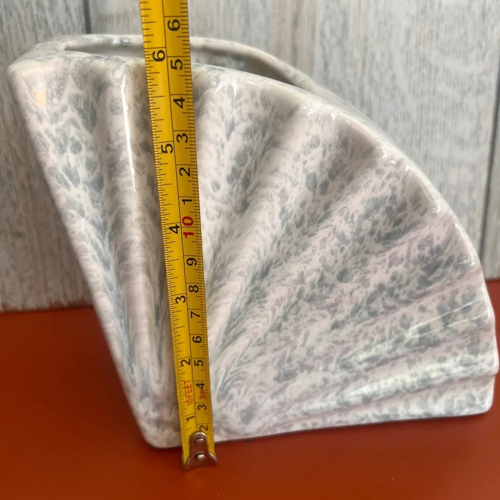Vintage Ceramic Fan Vase Art Deco‎ Style Gray White Sponge Glaze Pleated 6 Inch